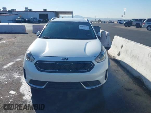 2017 Kia Niro LX with VIN KNDCB3LC6H5044078, listed as a IAAI auction lot 41466190 with 194,146 mi miles. Bid and sale history available at carsss.com. Image 12.