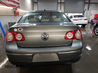2006 Volkswagen Passat Lux with VIN WVWEK93C86P192147, listed as a Copart auction lot 78542744 with 107,593 mi miles and Salvage title. Bid and sale history available at DreamBid. Image 6.