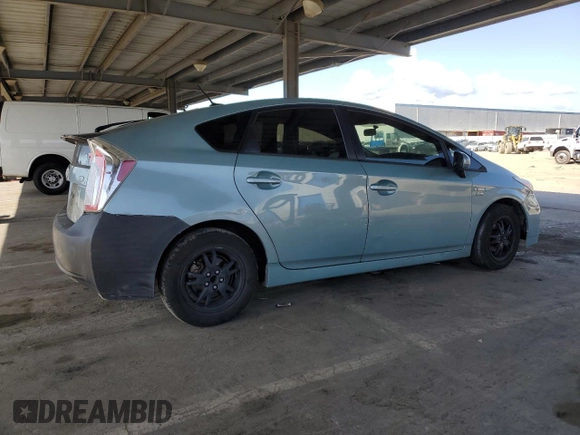 2012 Toyota Prius One with VIN JTDKN3DUXC1595723, listed as a Copart auction lot 51995805 with 230,361 mi miles and Clean Title. Bid and sale history available at DreamBid. Image 3.