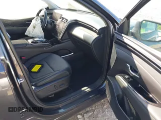 2024 Hyundai Tucson Limited with VIN 5NMJECDE4RH297445, listed as a IAAI auction lot 42226439 with 11,824 mi miles and . Bid and sale history available at DreamBid. Image 5.