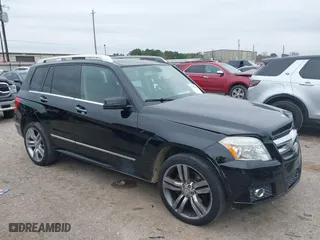 2012 Mercedes-Benz GLK-Class GLK 350 with VIN WDCGG8HBXCF844086, listed as a IAAI auction lot 41637820 with 139,117 mi miles. Bid and sale history available at carsss.com. Image 1.