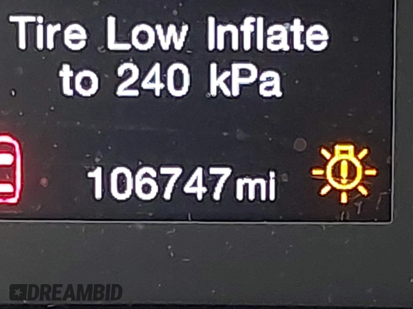 2018 Jeep Renegade Latitude with VIN ZACCJBBB7JPH75637, listed as a IAAI auction lot 42321879 with 106,747 mi miles and . Bid and sale history available at DreamBid. Image 16.