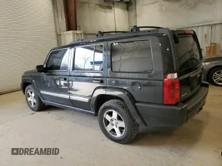 2010 Jeep Commander Sport z VIN 1J4RG4GK9AC158400, wystawiony jako Copart lot #53497035 z przebiegiem 153 309 mil mil oraz Nie do naprawy • Non repairable. Historia ofert i sprzedaży dostępna na DreamBid. Obrazek 2.