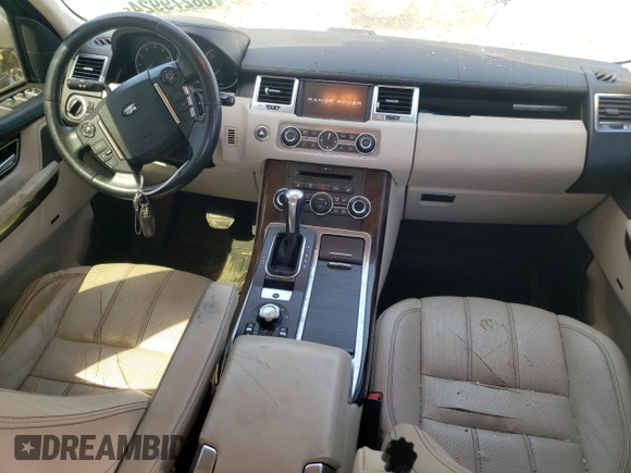 2011 Land Rover Range Rover Sport HSE Lux z VIN SALSK2D46BA284641, wystawiony jako Copart lot #81891334 z przebiegiem 118 625 mil mil oraz Nie do naprawy • Non repairable. Historia ofert i sprzedaży dostępna na DreamBid. Obrazek 8.