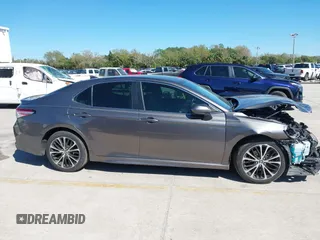 2020 Toyota Camry SE with VIN 4T1G11AK2LU927172, listed as a IAAI auction lot 41736085 with 191,512 mi miles. Bid and sale history available at carsss.com. Image 13.