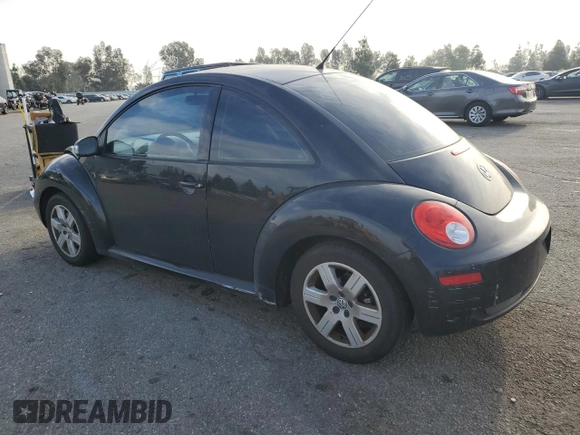 2007 Volkswagen New Beetle Coupe with VIN 3VWPG31C77M509754, listed as a Copart auction lot 83086844 with 50,160 mi miles and Salvage Title. Bid and sale history available at carsss.com. Image 2.