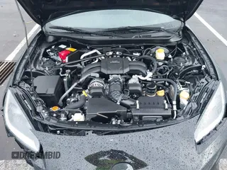 2025 Toyota 86 Premium z VIN JF1ZNBE11S9752297, wystawiony jako IAAI lot #41834817 z przebiegiem 984 mil mil oraz . Historia ofert i sprzedaży dostępna na DreamBid. Obrazek 10.