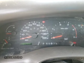 2003 Ford F-350 XL with VIN 1FTWW33F13EA05631, listed as a Copart auction lot 82089174 with 365,768 mi miles and Salvage Title. Bid and sale history available at DreamBid. Image 9.