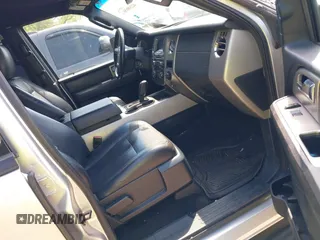 2015 Ford Expedition XLT z VIN 1FMJU1HT9FEF34070, wystawiony jako IAAI lot #42248656 z przebiegiem 164 363 mil mil oraz . Historia ofert i sprzedaży dostępna na DreamBid. Obrazek 5.