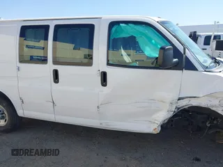 2023 Chevrolet Express Cargo с VIN 1GCWGAFP2P1109998, выставлен на аукционе IAAI как лот 42328435 с пробегом 5 258 миль миль и . История ставок и продаж доступна на DreamBid. Изображение 20.
