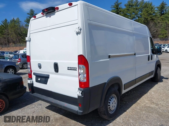 2024 Ram ProMaster Cargo Tradesman with VIN 3C6LRVDG2RE108932, listed as a IAAI auction lot 41809031 with 16,716 mi miles and . Bid and sale history available at DreamBid. Image 4.