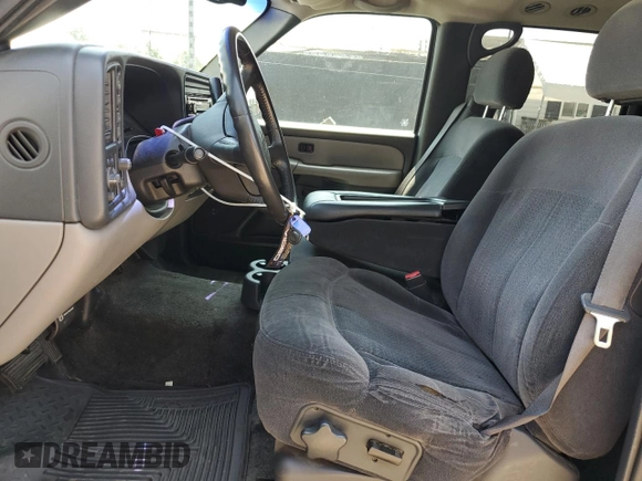2002 Chevrolet Suburban LT with VIN 1GNFK16ZX2J297539, listed as a Copart auction lot 62850715 with 255,146 mi miles and Clean title. Bid and sale history available at DreamBid. Image 7.
