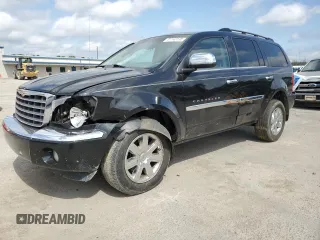 2008 Chrysler Aspen Limited z VIN 1A8HX58N58F158976, wystawiony jako Copart lot #51143135 z przebiegiem 140 638 mil mil oraz Szkody całkowita. Historia ofert i sprzedaży dostępna na DreamBid. Obrazek 1.