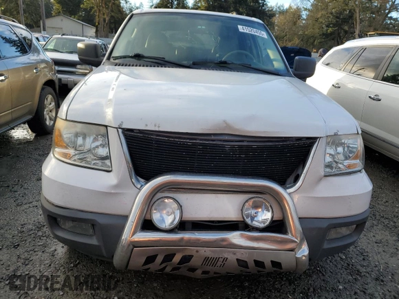 2005 Ford Expedition Special Service with VIN 1FMPU16575LA53081, listed as a Copart auction lot 41520455 with 185,289 mi miles and Salvage Title. Bid and sale history available at carsss.com. Image 5.
