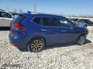 2020 Nissan Rogue SV with VIN KNMAT2MV2LP525568, listed as a Copart auction lot 50659625 with 106,129 mi miles and Clean Title. Bid and sale history available at carsss.com. Image 3.