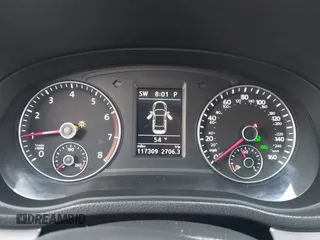 2012 Volkswagen Passat SE z VIN 1VWBP7A35CC106014, wystawiony jako IAAI lot #41150524 z przebiegiem 117 309 mil mil oraz . Historia ofert i sprzedaży dostępna na DreamBid. Obrazek 7.