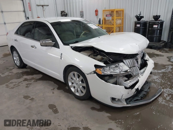 2011 Lincoln MKZ with VIN 3LNHL2GC9BR761467, listed as a IAAI auction lot 41939881 with 137,881 mi miles and . Bid and sale history available at DreamBid. Image 1.