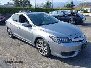 2018 Acura ILX with VIN 19UDE2F3XJA005235, listed as a IAAI auction lot 41842272 with 36,304 mi miles. Bid and sale history available at carsss.com. Image 1.