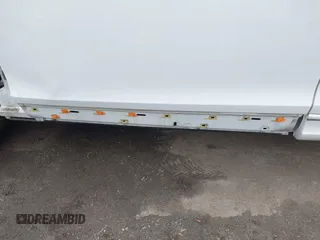 2015 Audi Q7 Premium Plus с VIN WA1LGAFE7FD027337, выставлен на аукционе IAAI как лот 42182400 с пробегом 82 269 миль миль и . История ставок и продаж доступна на DreamBid. Изображение 18.