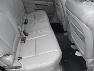 2010 Honda Pilot Touring with VIN 5FNYF4H89AB034007, listed as a IAAI auction lot 41494712 with 318,710 mi miles. Bid and sale history available at carsss.com. Image 8.