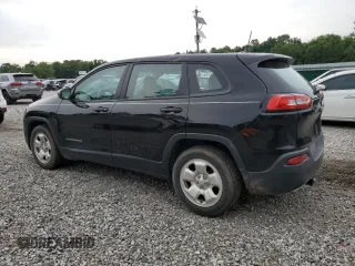 2017 Jeep Cherokee Altitude z VIN 1C4PJLAS8HW585318, wystawiony jako Copart lot #57315775 z przebiegiem 65 398 mil mil oraz Szkoda całkowita • Salvage title. Historia ofert i sprzedaży dostępna na DreamBid. Obrazek 2.