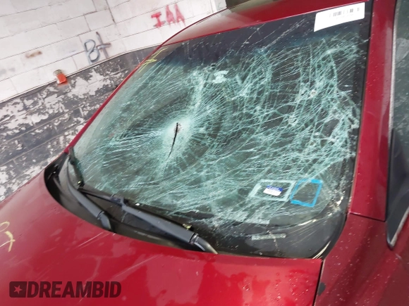 2015 Toyota Camry XLE with VIN 4T1BF1FK8FU932854, listed as a IAAI auction lot 41872099 with Not Provided miles and . Bid and sale history available at DreamBid. Image 6.