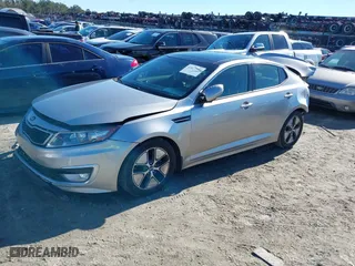 2013 Kia Optima Hybrid EX with VIN KNAGM4AD8D5039338, listed as a IAAI auction lot 41077342 with 1 mi miles. Bid and sale history available at carsss.com. Image 16.