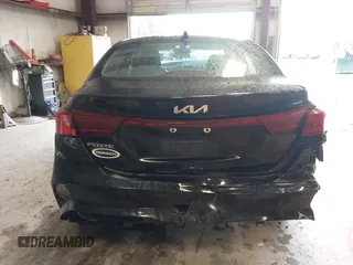 2022 Kia Forte LXS with VIN 3KPF24AD6NE467743, listed as a IAAI auction lot 42019354 with 36,496 mi miles and . Bid and sale history available at DreamBid. Image 17.