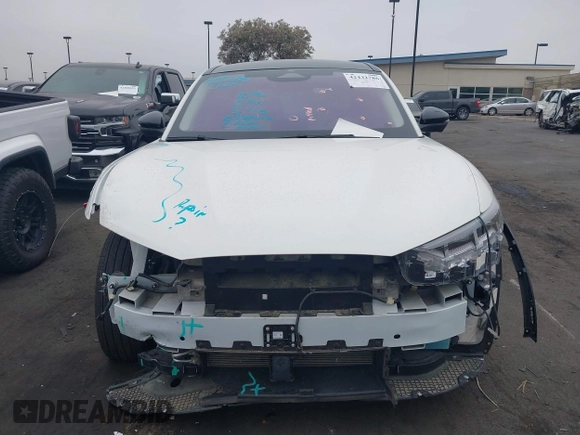 2022 Ford Mustang Mach-E Premium z VIN 3FMTK3RM6NMA42672, wystawiony jako IAAI lot #42432786 z przebiegiem 38 811 mil mil oraz . Historia ofert i sprzedaży dostępna na DreamBid. Obrazek 13.
