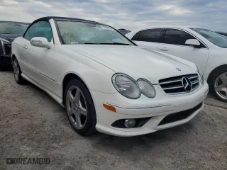 2007 Mercedes-Benz CLK-Class 5.5L with VIN WDBTK72F97T084134, listed as a Copart auction lot 77396264 with 0 mi miles and Non Repairable. Bid and sale history available at carsss.com. Image 4.