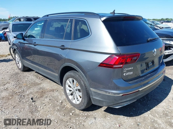 2018 Volkswagen Tiguan SEL with VIN 3VV2B7AX8JM088223, listed as a IAAI auction lot 42547747 with 105,423 mi miles and . Bid and sale history available at DreamBid. Image 3.