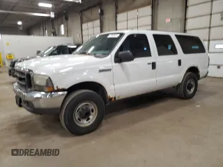 2004 Ford Excursion Special Serv z VIN 1FMNU41S54ED25796, wystawiony jako Copart lot #47699945 z przebiegiem 209 624 mil mil oraz Czysty tytuł • Clean title. Historia ofert i sprzedaży dostępna na DreamBid. Obrazek 1.
