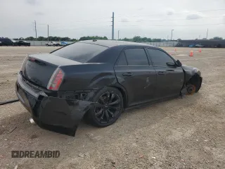 2014 Chrysler 300 S z VIN 2C3CCABG7EH272797, wystawiony jako Copart lot #54774145 z przebiegiem 139 587 mil mil oraz Szkoda całkowita • Salvage title. Historia ofert i sprzedaży dostępna na DreamBid. Obrazek 3.