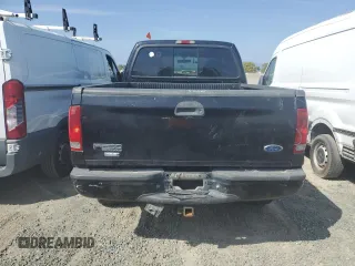 2003 Ford F-250 XL with VIN 1FTNW21P03EC70140, listed as a Copart auction lot 60461875 with 133,397 mi miles and Clean title. Bid and sale history available at DreamBid. Image 6.