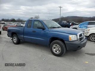 2005 Dodge Dakota ST with VIN 1D7HE22K75S329911, listed as a Copart auction lot 44815135 with 152,436 mi miles and Salvage Title. Bid and sale history available at DreamBid. Image 4.