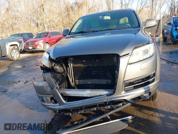 2011 Audi Q7 3.0L TDI Premium Plus with VIN WA1LMAFE3BD002843, listed as a IAAI auction lot 41609039 with 152,021 mi miles. Bid and sale history available at carsss.com. Image 6.