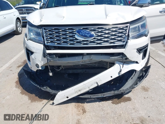 2018 Ford Explorer Platinum с VIN 1FM5K8HT5JGB55905, выставлен на аукционе IAAI как лот 42081109 с пробегом 59 801 миль миль и . История ставок и продаж доступна на DreamBid. Изображение 6.
