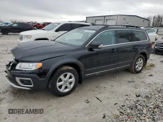 2013 Volvo XC70 3.2L with VIN YV4940BZ9D1151567, listed as a Copart auction lot 47682555 with 62,611 mi miles and Clean Title. Bid and sale history available at DreamBid. Image 1.