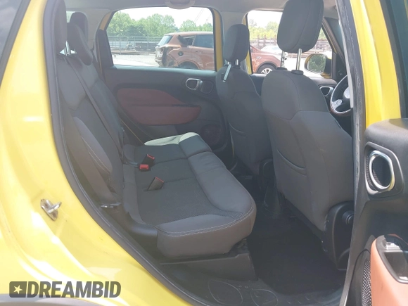 2014 FIAT 500L Trekking with VIN ZFBCFADH3EZ018967, listed as a IAAI auction lot 42399059 with 153,003 mi miles and . Bid and sale history available at DreamBid. Image 8.