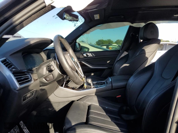 2021 BMW X5 xDrive40i with VIN 5UXCR6C03M9F34307, listed as a Copart auction lot 39205613 with 40,771 mi miles. Bid and sale history available at carsss.com. Image 7.