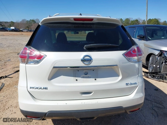2015 Nissan Rogue SV with VIN KNMAT2MVXFP538282, listed as a IAAI auction lot 41776568 with 192,243 mi miles. Bid and sale history available at carsss.com. Image 16.