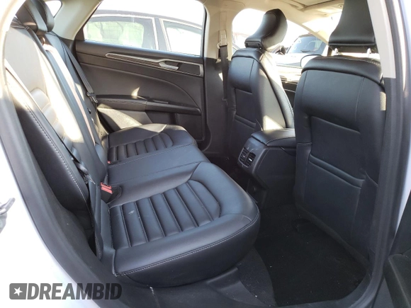 2019 Ford Fusion Hybrid SEL with VIN 3FA6P0MU0KR214689, listed as a Copart auction lot 39128013 with 51,443 mi miles. Bid and sale history available at carsss.com. Image 10.