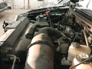 2008 Ford F-150 STX z VIN 1FTRX14W48FB51715, wystawiony jako IAAI lot #41494328 z przebiegiem 180 000 mil mil oraz . Historia ofert i sprzedaży dostępna na DreamBid. Obrazek 12.