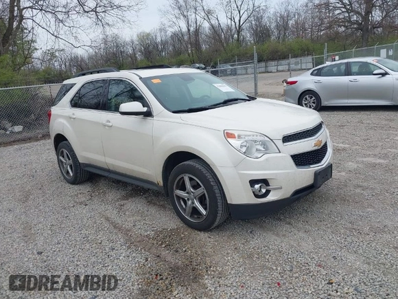 2015 Chevrolet Equinox LT with VIN 1GNALCEK5FZ102283, listed as a IAAI auction lot 42000902 with 300,059 mi miles. Bid and sale history available at carsss.com. Image 1.