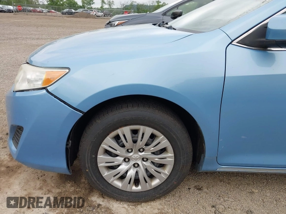 2012 Toyota Camry L z VIN 4T1BF1FK7CU561214, wystawiony jako IAAI lot #42286118 z przebiegiem 182 553 mil mil oraz . Historia ofert i sprzedaży dostępna na DreamBid. Obrazek 18.