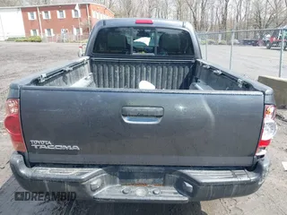 2015 Toyota Tacoma с VIN 5TFUX4EN8FX033949, выставлен на аукционе IAAI как лот 41961912 с пробегом 188 527 миль миль и . История ставок и продаж доступна на DreamBid. Изображение 16.