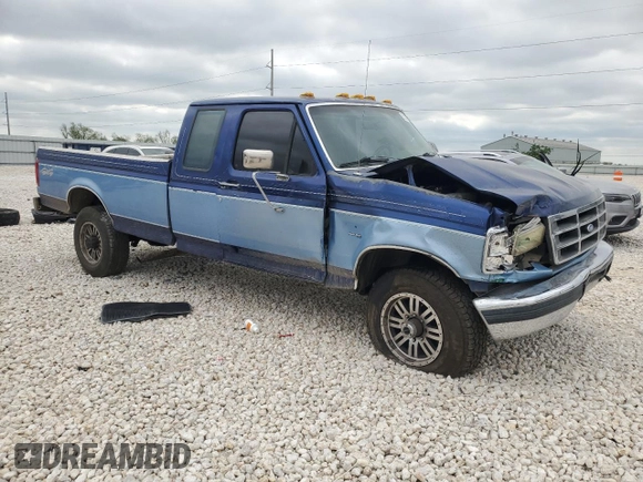 1996 Ford F-250 z VIN 1FTHX26F0TEA10475, wystawiony jako Copart lot #53327235 z przebiegiem 307 273 mil mil oraz Szkoda całkowita • Salvage title. Historia ofert i sprzedaży dostępna na DreamBid. Obrazek 4.