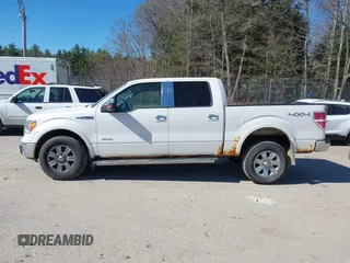 2011 Ford F-150 XLT with VIN 1FTFW1ETXBFC33076, listed as a IAAI auction lot 42142962 with 160,208 mi miles and . Bid and sale history available at carsss.com. Image 15.