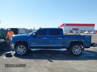 2018 GMC Sierra 1500 SLT z VIN 3GTU2NEC8JG254323, wystawiony jako IAAI lot #41772180 z przebiegiem 157 143 mil mil oraz . Historia ofert i sprzedaży dostępna na DreamBid. Obrazek 14.