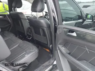 2016 Mercedes-Benz GL with VIN 4JGDF6EE2GA627631, listed as a IAAI auction lot 41706942 with 120,603 mi miles. Bid and sale history available at carsss.com. Image 8.